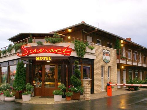 Sunset Motel ソンバトヘイ エクステリア 写真